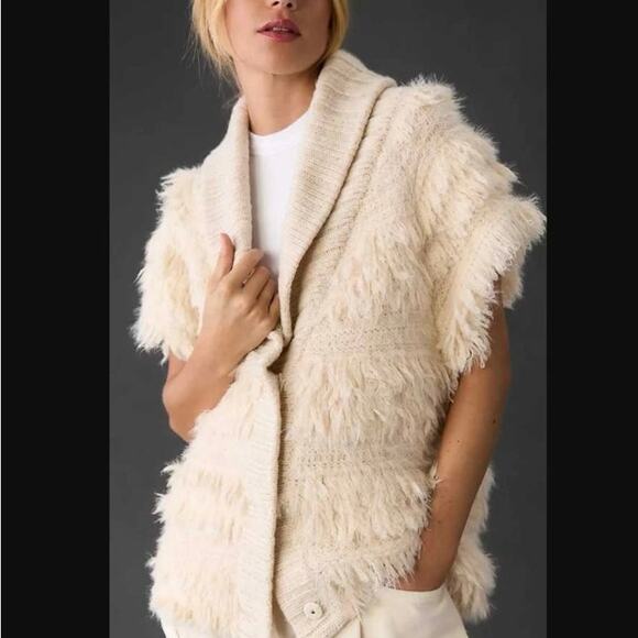 Anthropologie Cream Shaggy Sweater Vest size 1X/2X snap button closure 25% wool - Picture 2 of 16